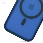Case "La Hornet Matte" para IPhone 15 Pro en color "Navy Blue" con MagSafe - Imagen 4